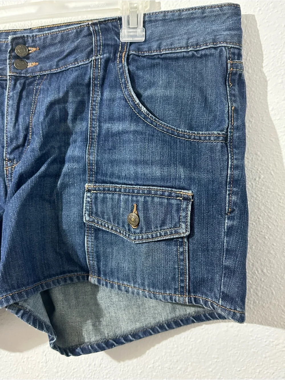 Old Navy Womens Size 16 Reg Blue Denim Shorts 4” Inseam Beach Summer